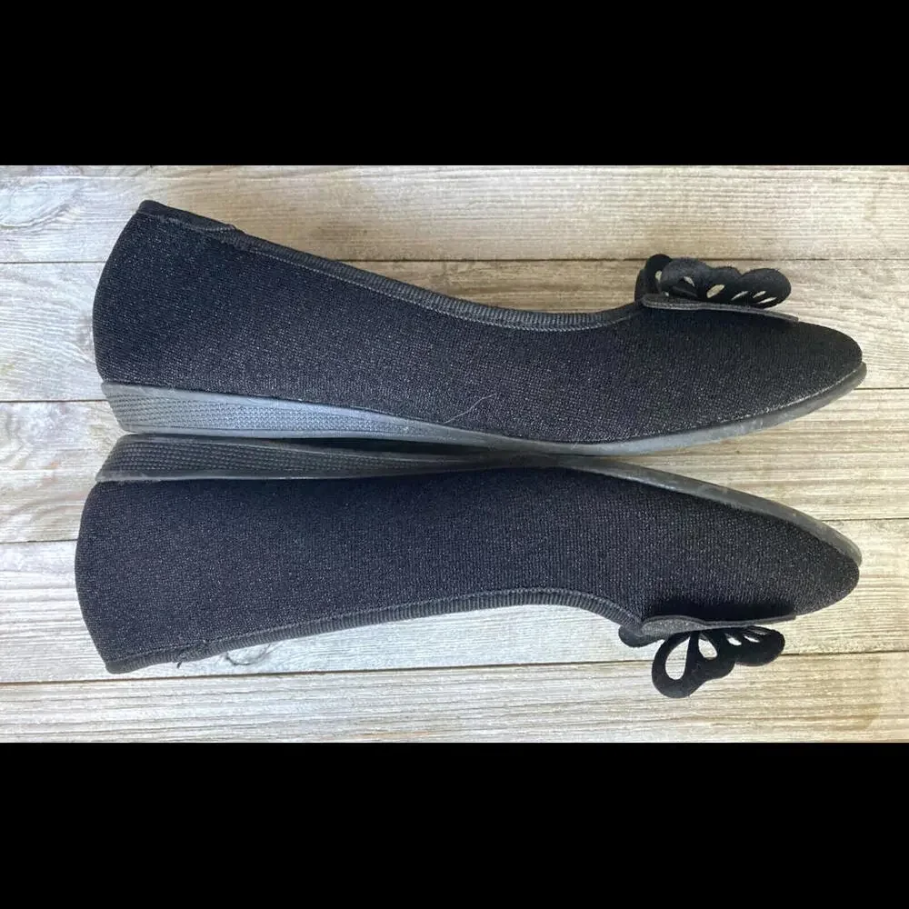 Dominique Nicole Girls Shoes Butterfly NEW Black Size 4M Shoe Dept.